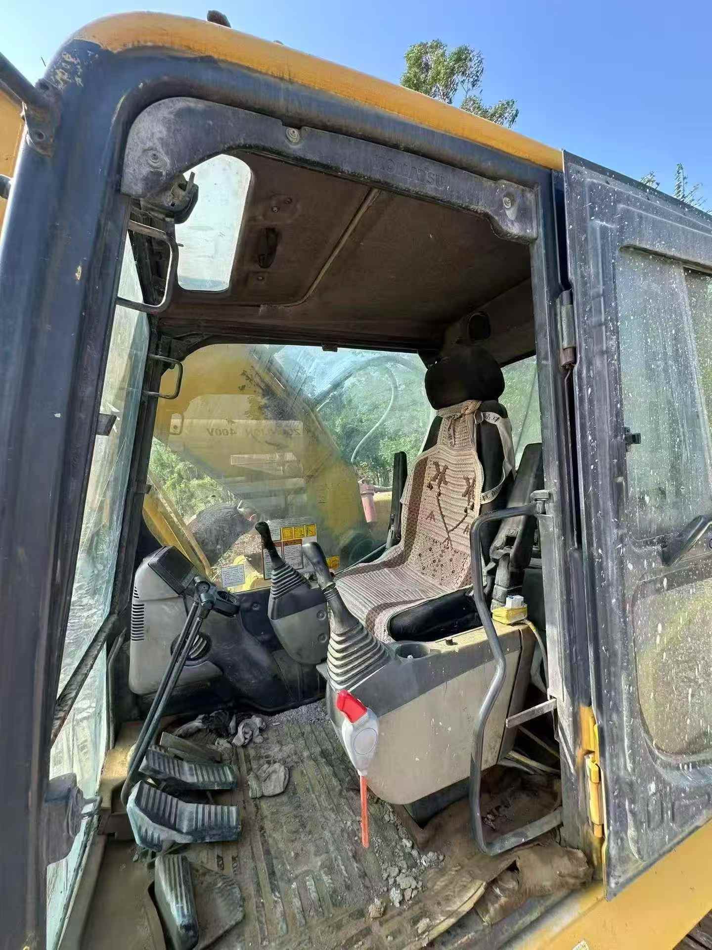 Buy Komatsu PC210-8 Used Excavator / 8