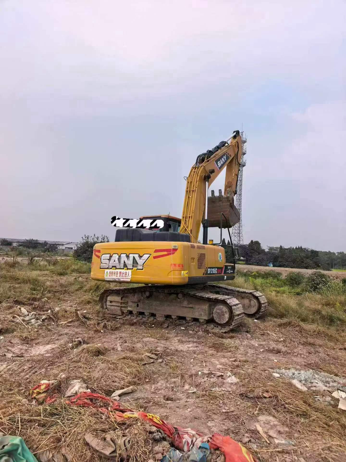 Buy Sany SY205C Used Excavator / 3