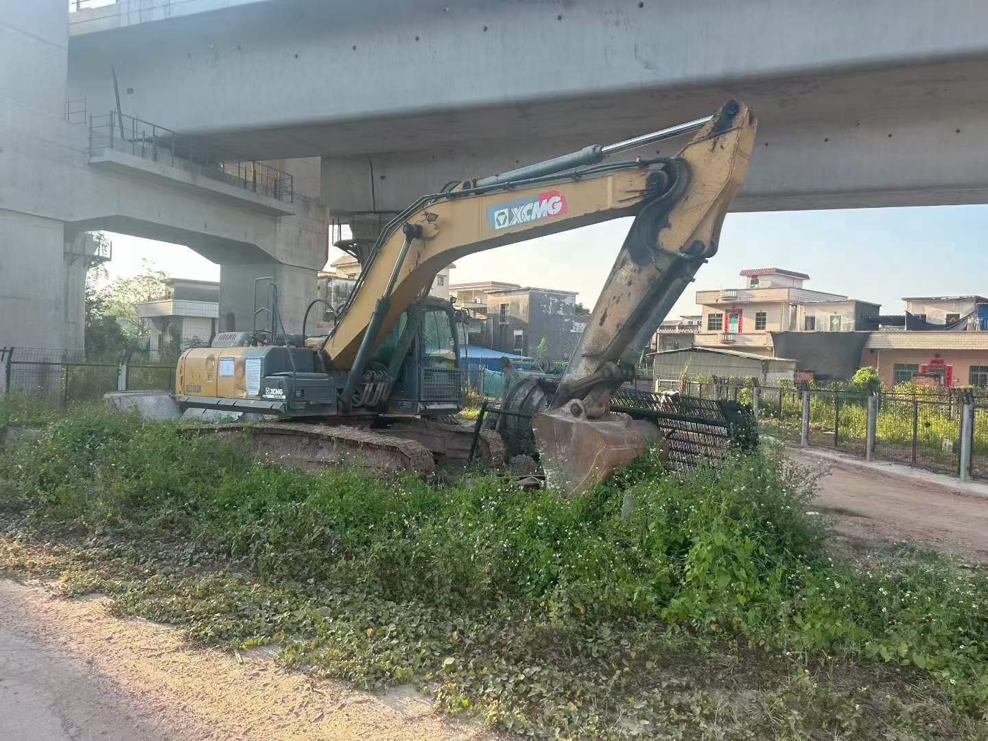 Buy XCMG XE245D Used Excavator / 9