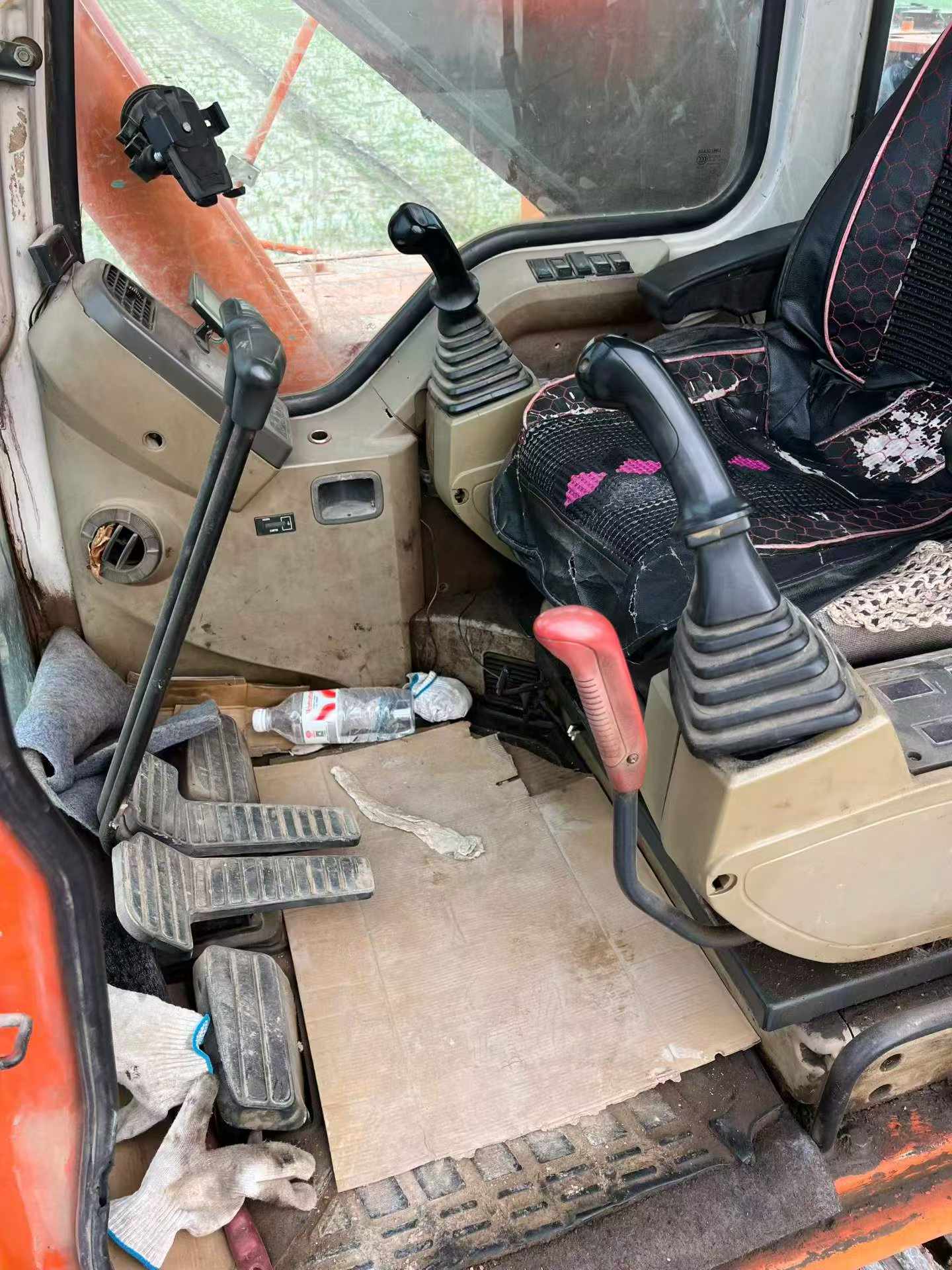Buy Doosan DH225-7 Used Excavator / 8