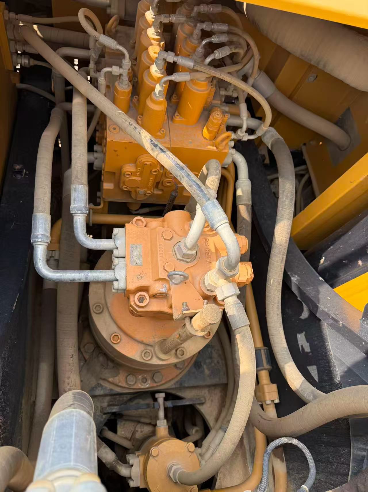 Buy Sany SY215C Used Excavator / 5