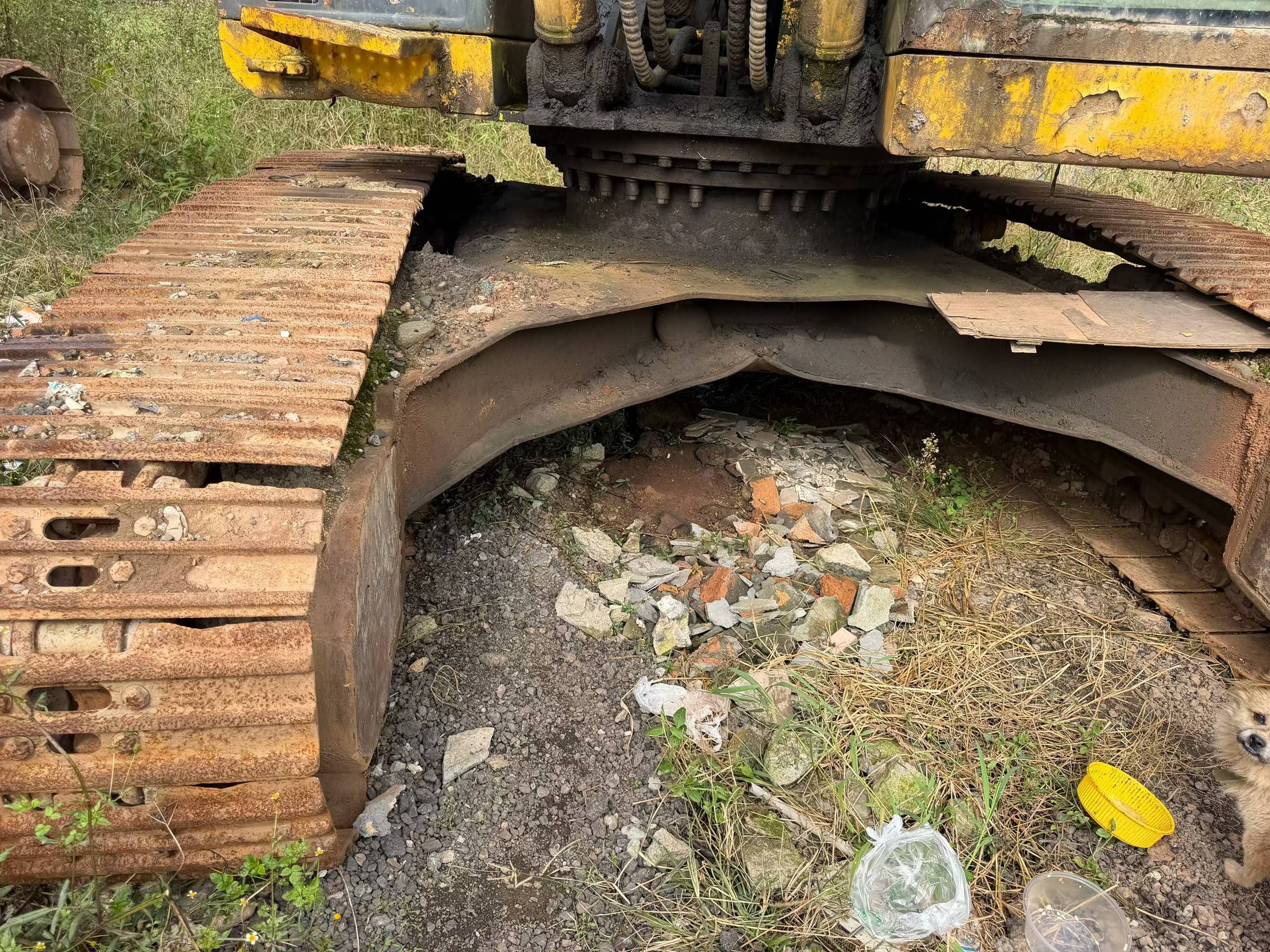 Buy XCMG XE230 Used Excavator / 2