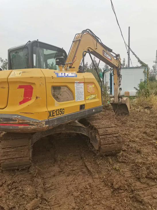 Buy XCMG XE75C Used Excavator / 1