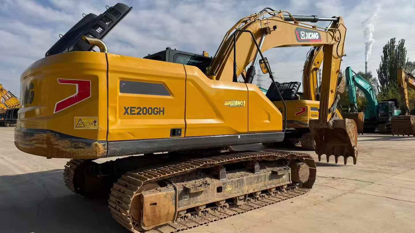 Buy XCMG XE200 Used Excavator / 4