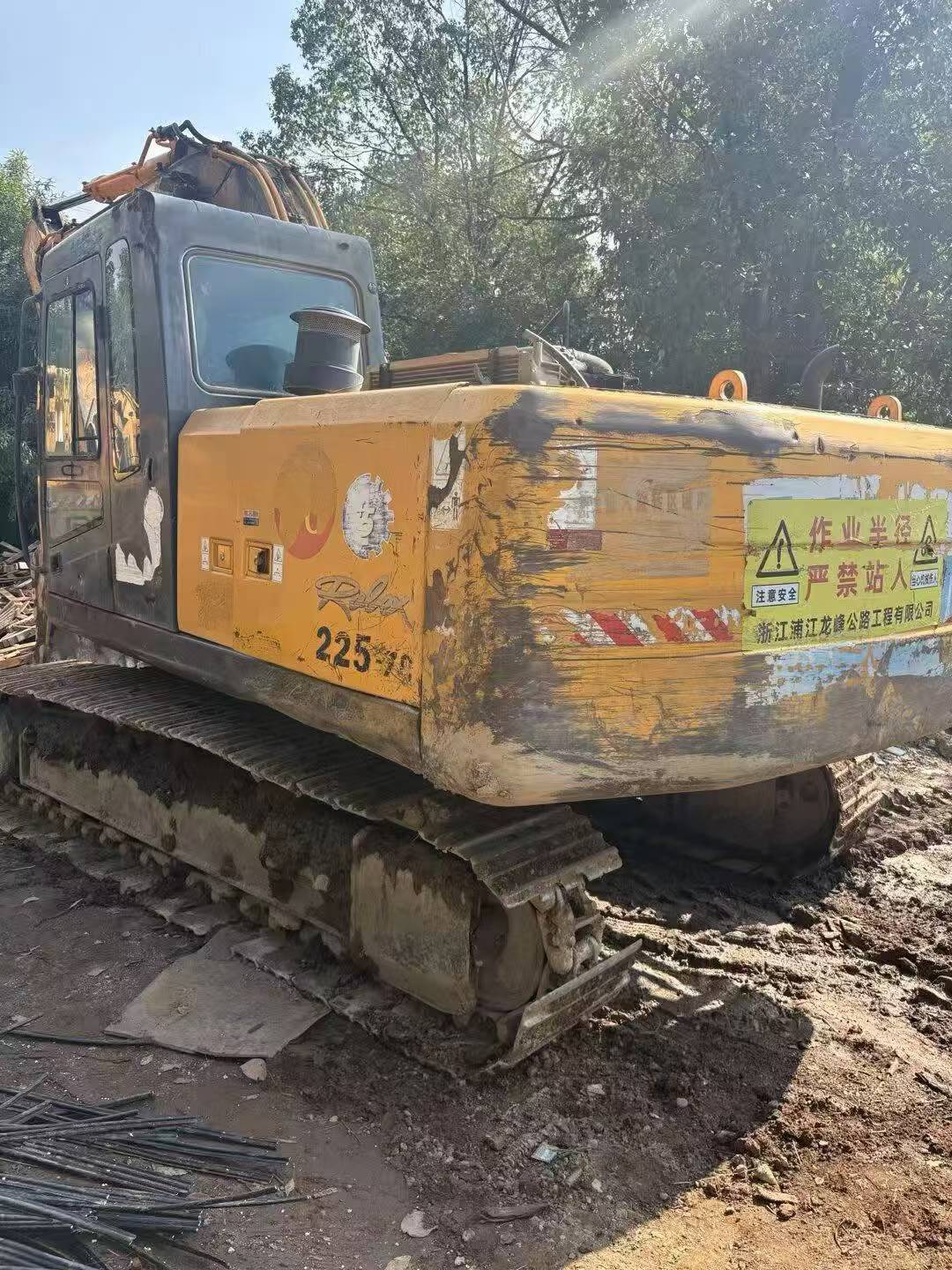 Buy Hyundai R215-7 Used Excavator / 1