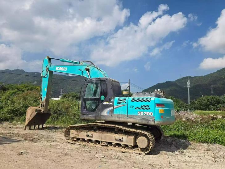 Buy Kobelco SK2008 Used Excavator / 1