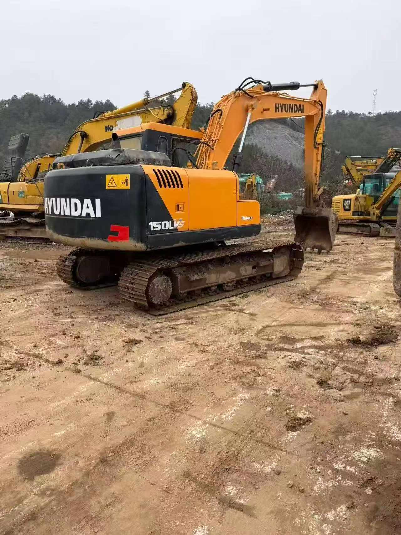 Buy Hyundai R150-7 Used Excavator / 3