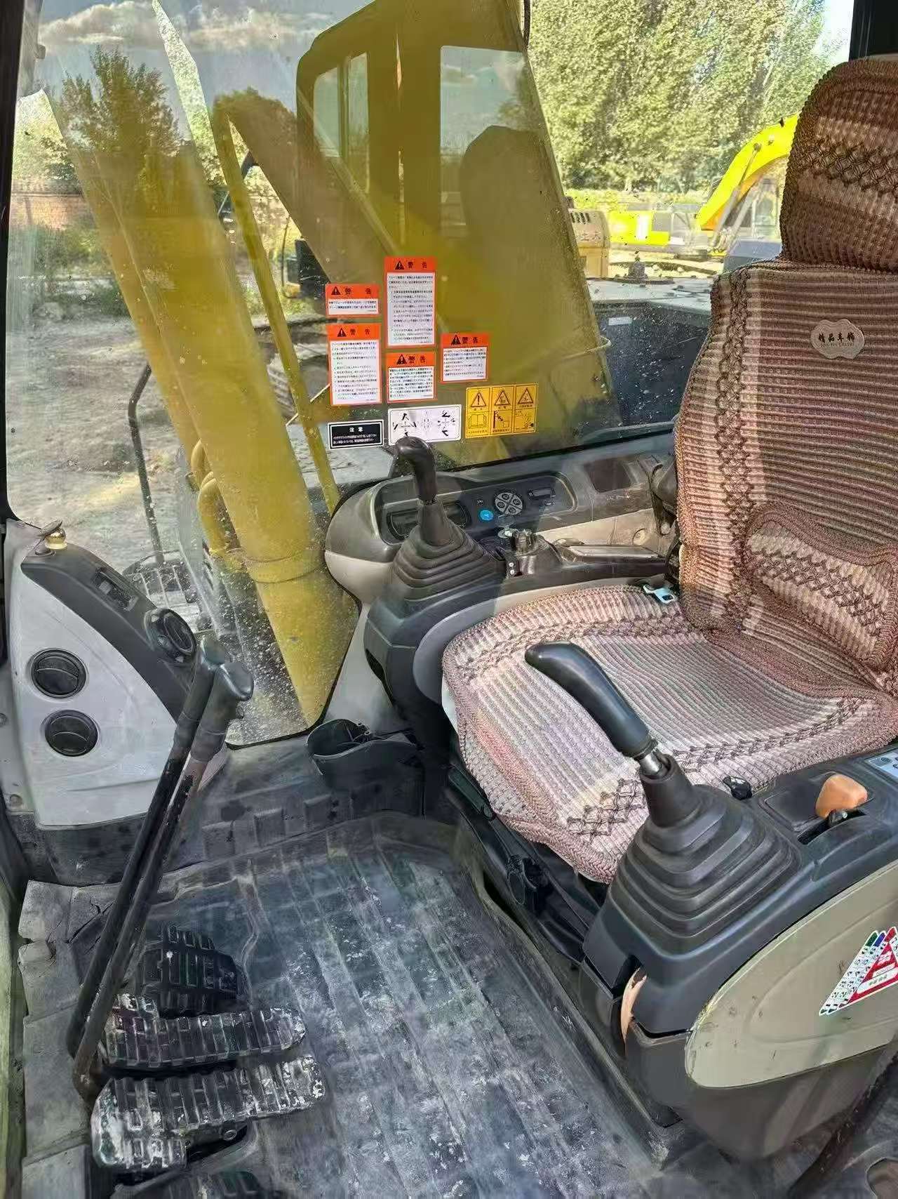 Buy Sumitomo SH210-5 Used Excavator / 6