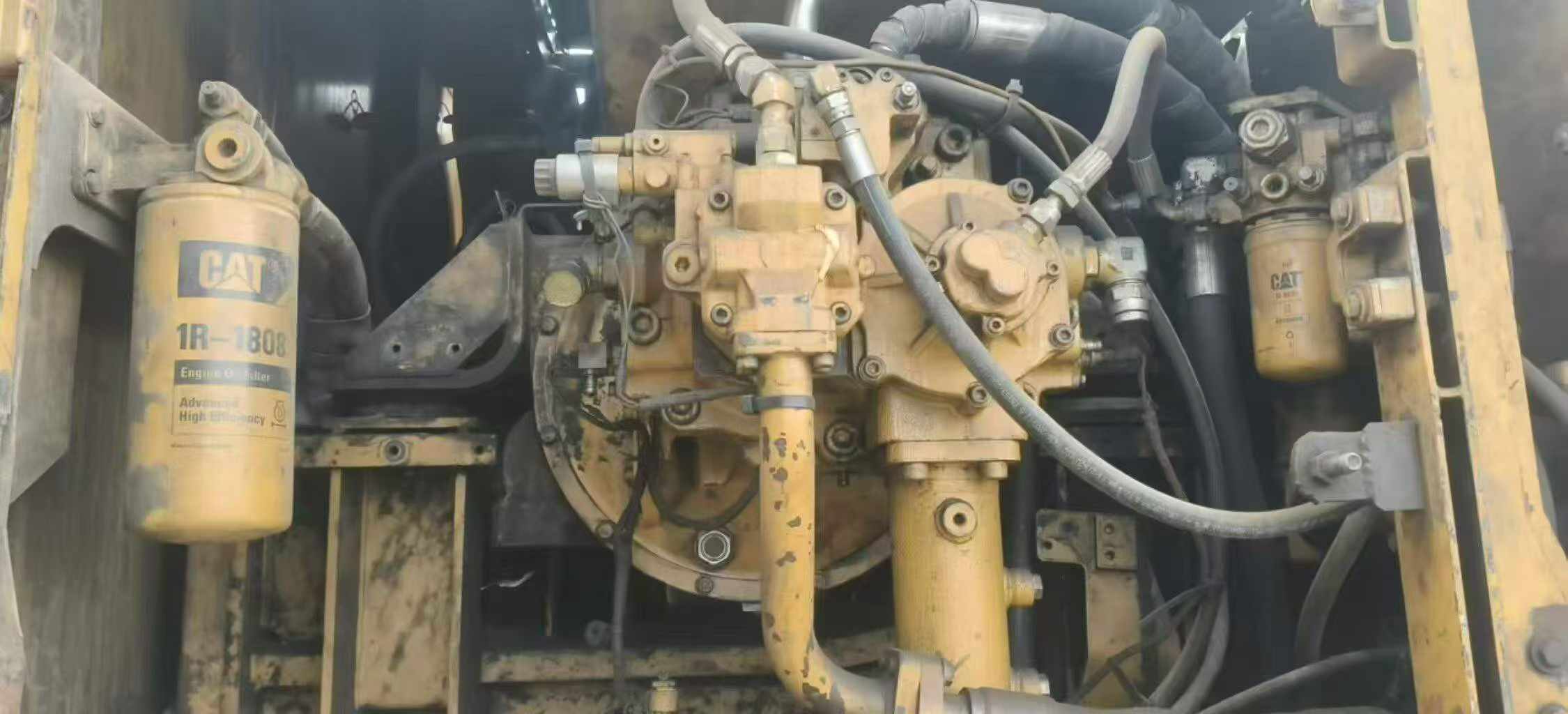 Buy Caterpillar 349E Used Excavator / 2