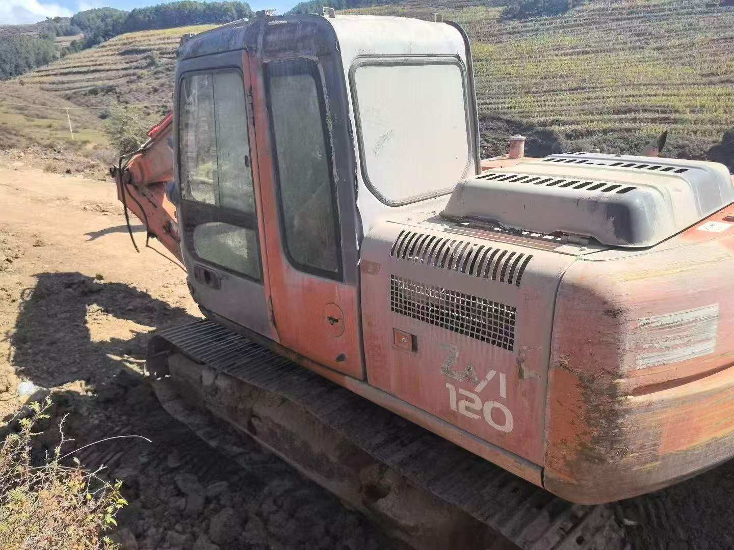 Buy Hitachi EX120-6 Used Excavator / 2