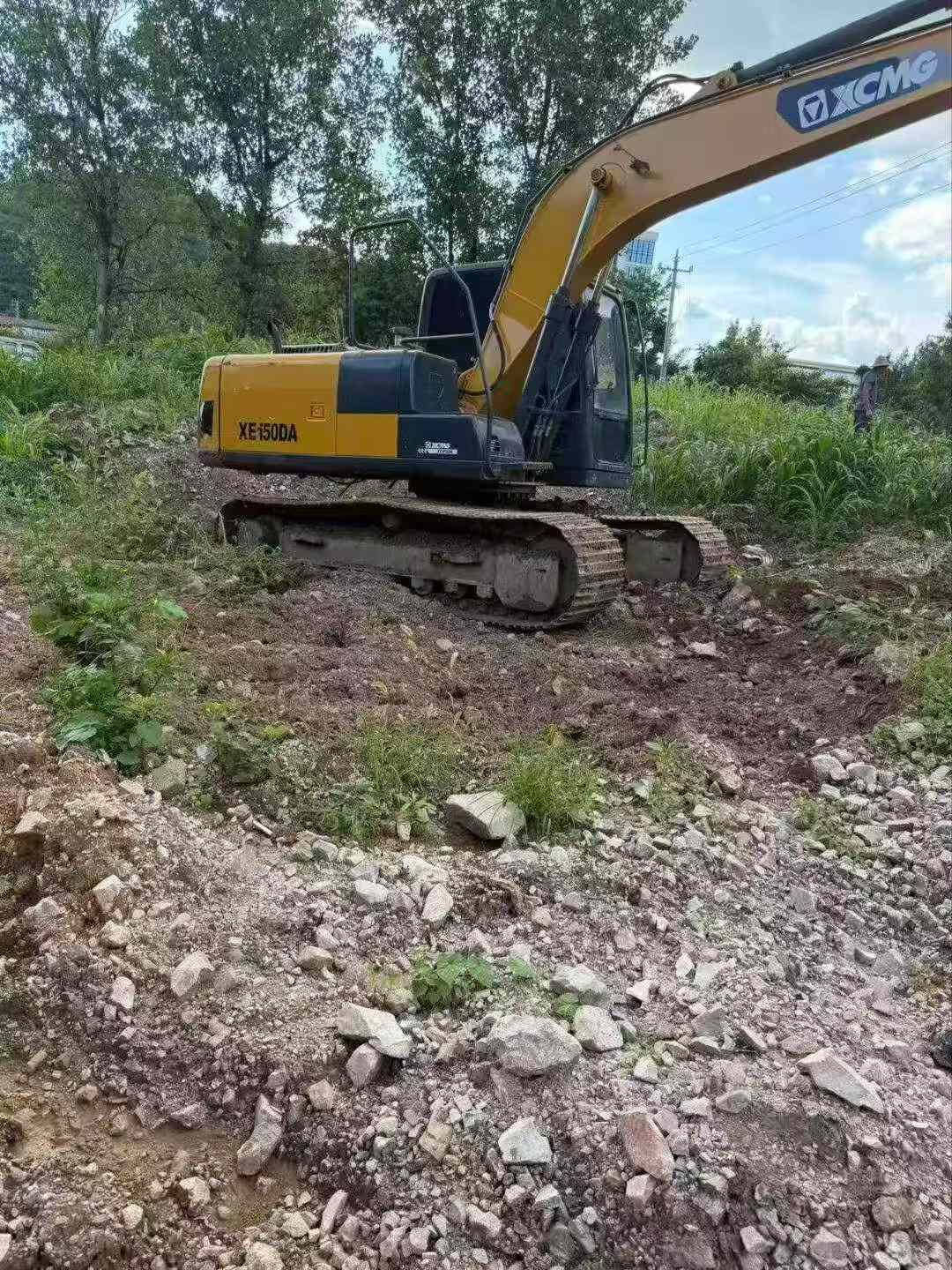 Buy XCMG XE150 Used Excavator / 8