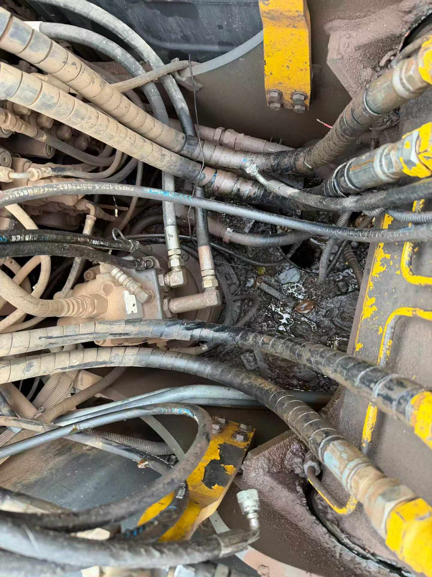 Buy Sumitomo SH130-3 Used Excavator / 5