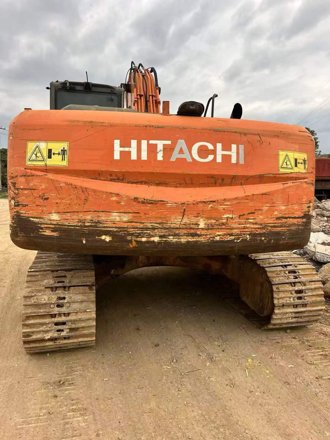 Buy Hitachi EX210-5 Used Excavator / 3