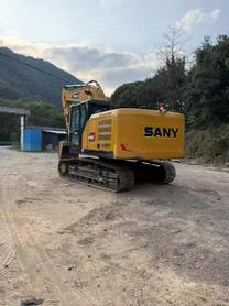 Buy Sany SY205C Used Excavator / 2 Buy Sany SY205C Used Excavator / 2