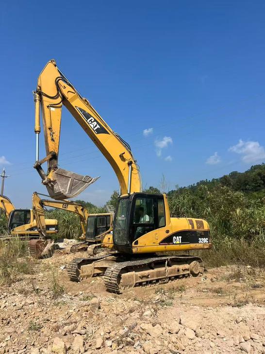 Buy Caterpillar 320C Used Excavator / 1