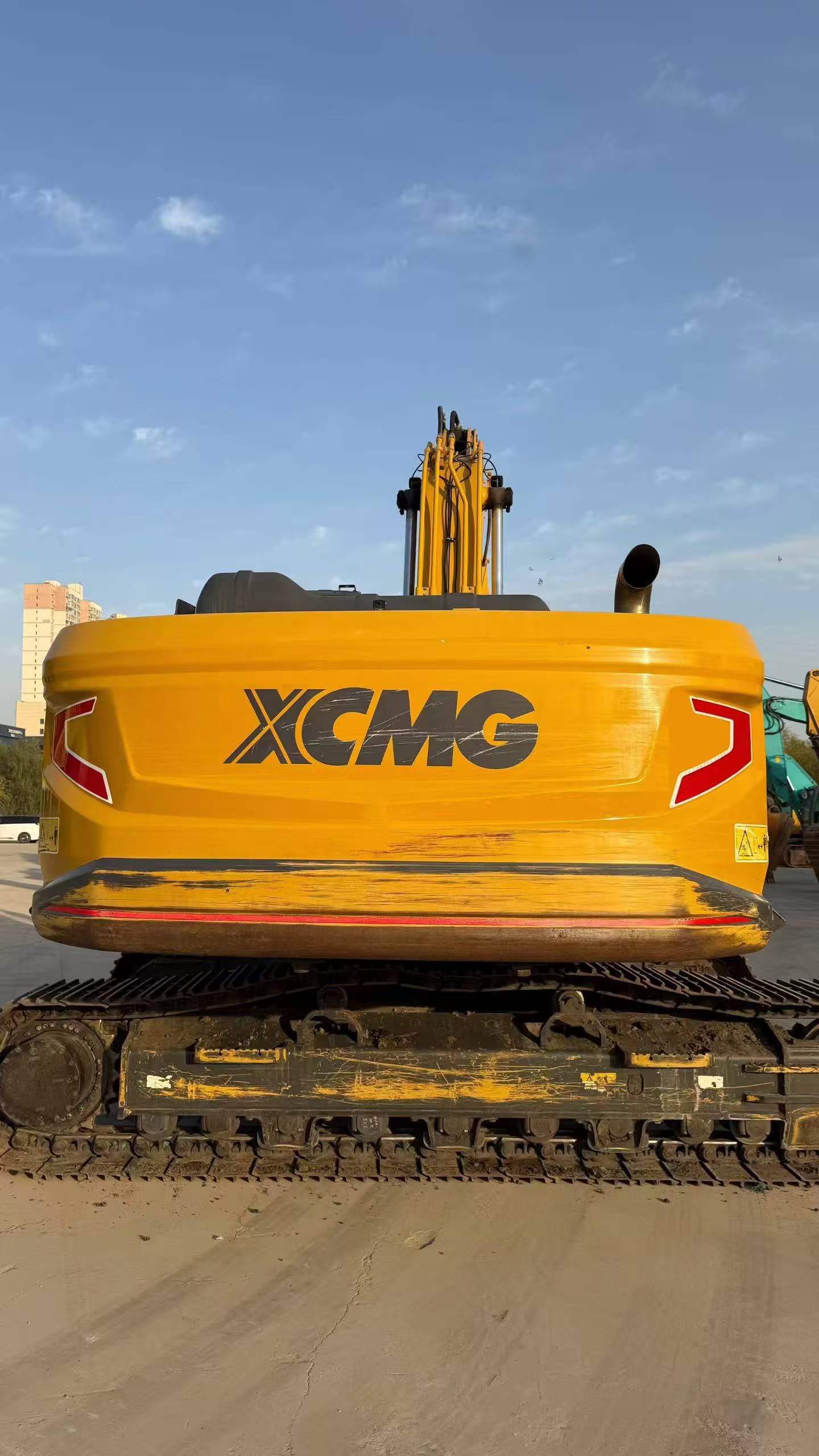 Buy XCMG XE270DK Used Excavator / 5