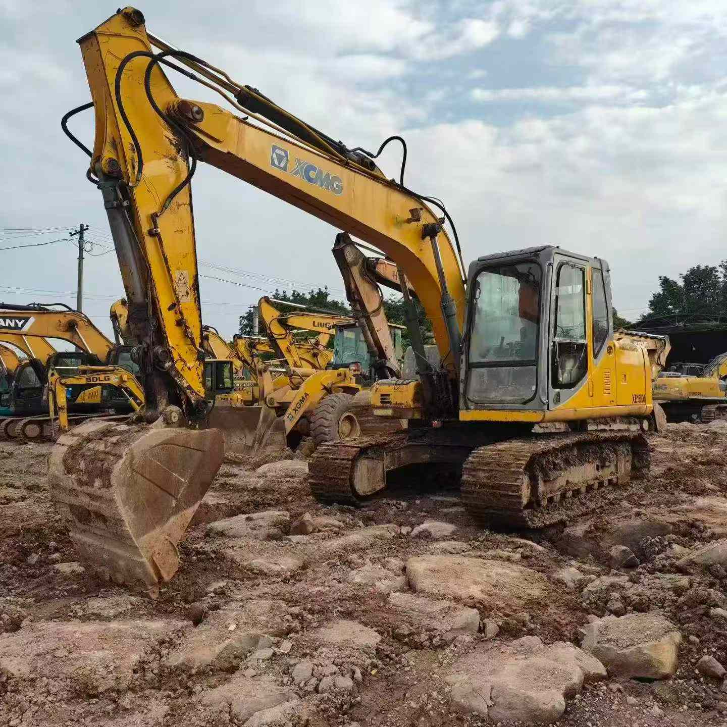 Buy XCMG XE150 Used Excavator / 9