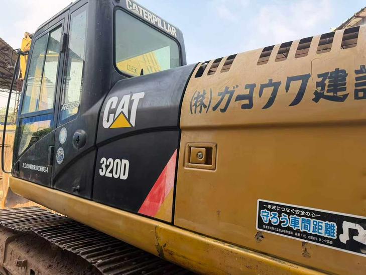 Buy Caterpillar 320D Used Excavator / 1