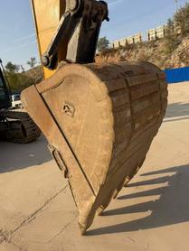 Buy XCMG XE380K Used Excavator / 7 Buy XCMG XE380K Used Excavator / 7