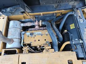 Buy Caterpillar 320D Used Excavator / 2 Buy Caterpillar 320D Used Excavator / 2