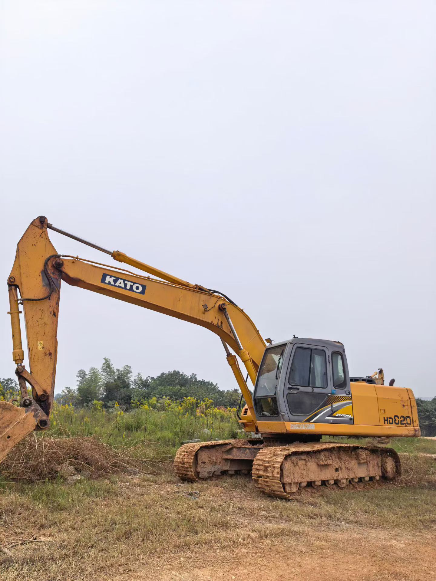 Buy Kato HD820 Used Excavator / 2