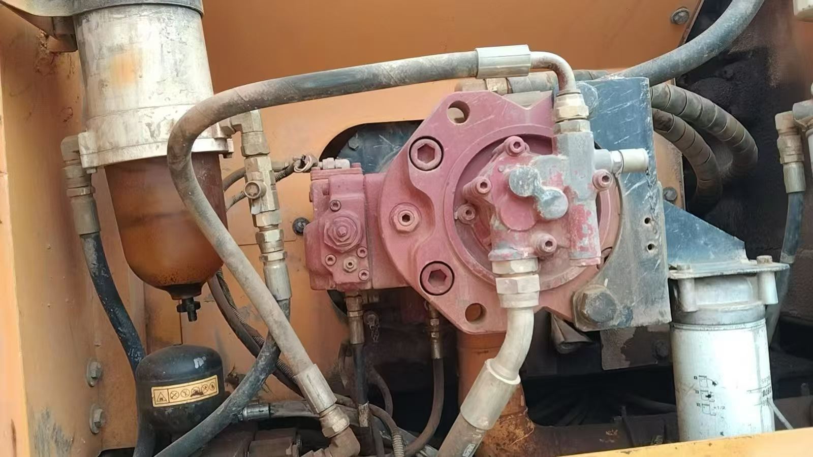 Buy Hyundai R215-7 Used Excavator / 6