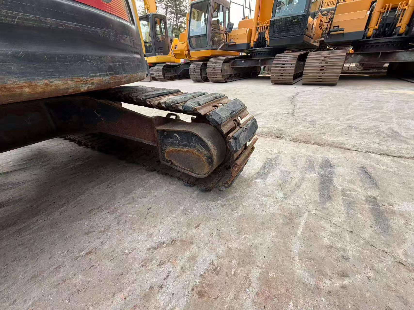 Buy Yanmar Vio30-1 Used Excavator / 4