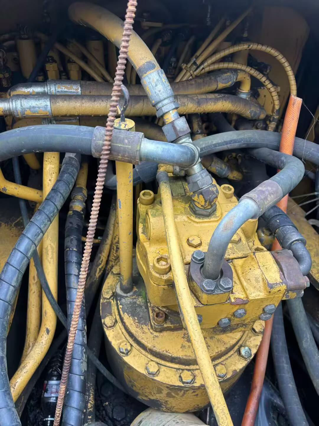 Buy Caterpillar 329D Used Excavator / 4
