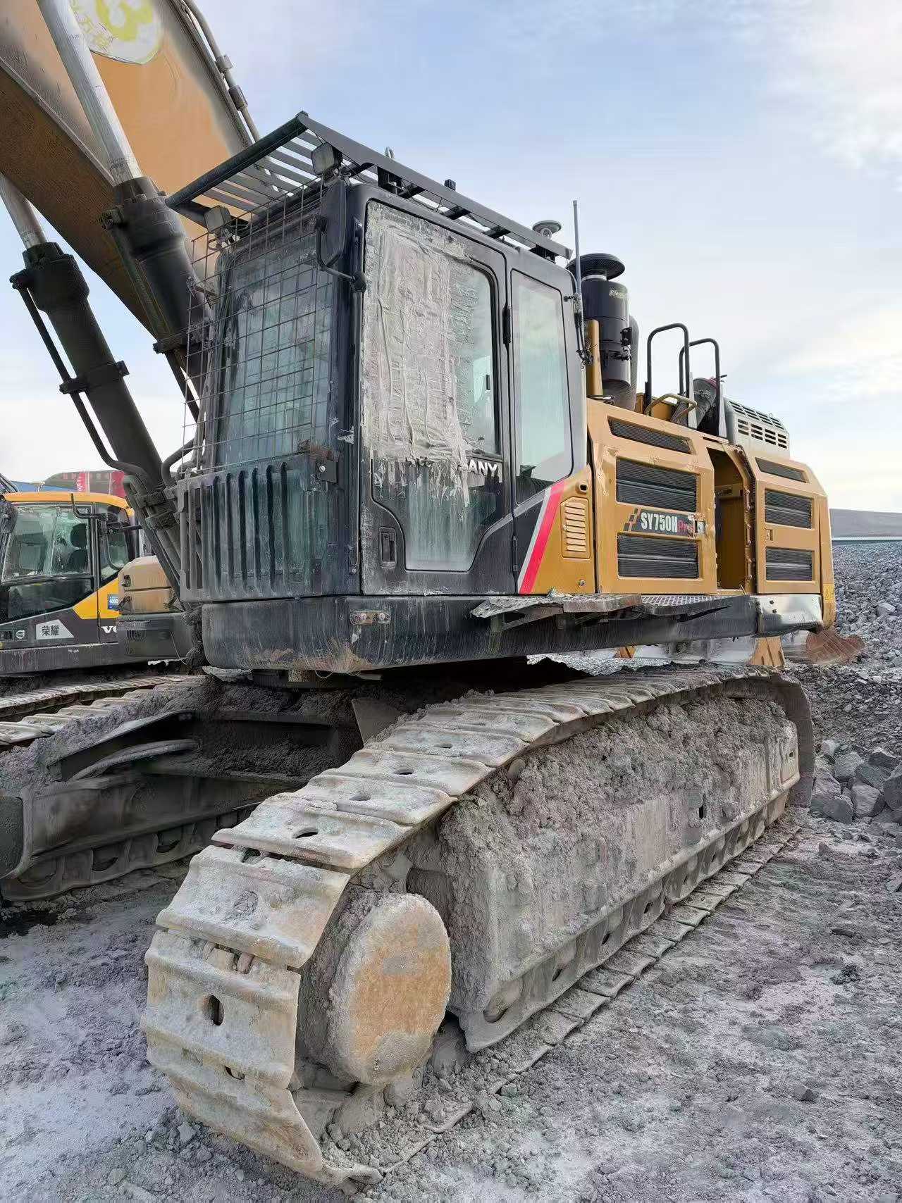 Buy Sany SY750H Used Excavator / 4