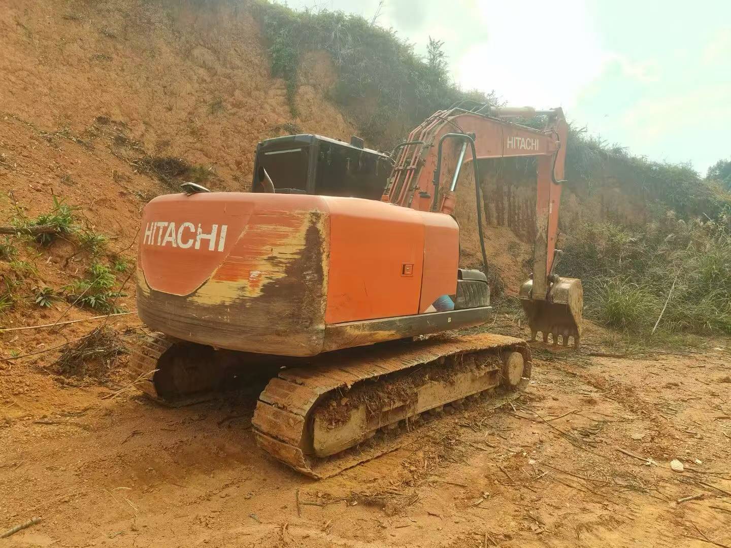 Buy Hitachi ZX130-5A Used Excavator / 3 Buy Hitachi ZX130-5A Used Excavator / 3