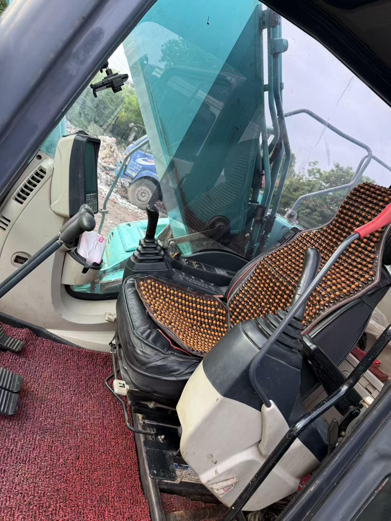Buy Kobelco SK200-2 Used Excavator / 9