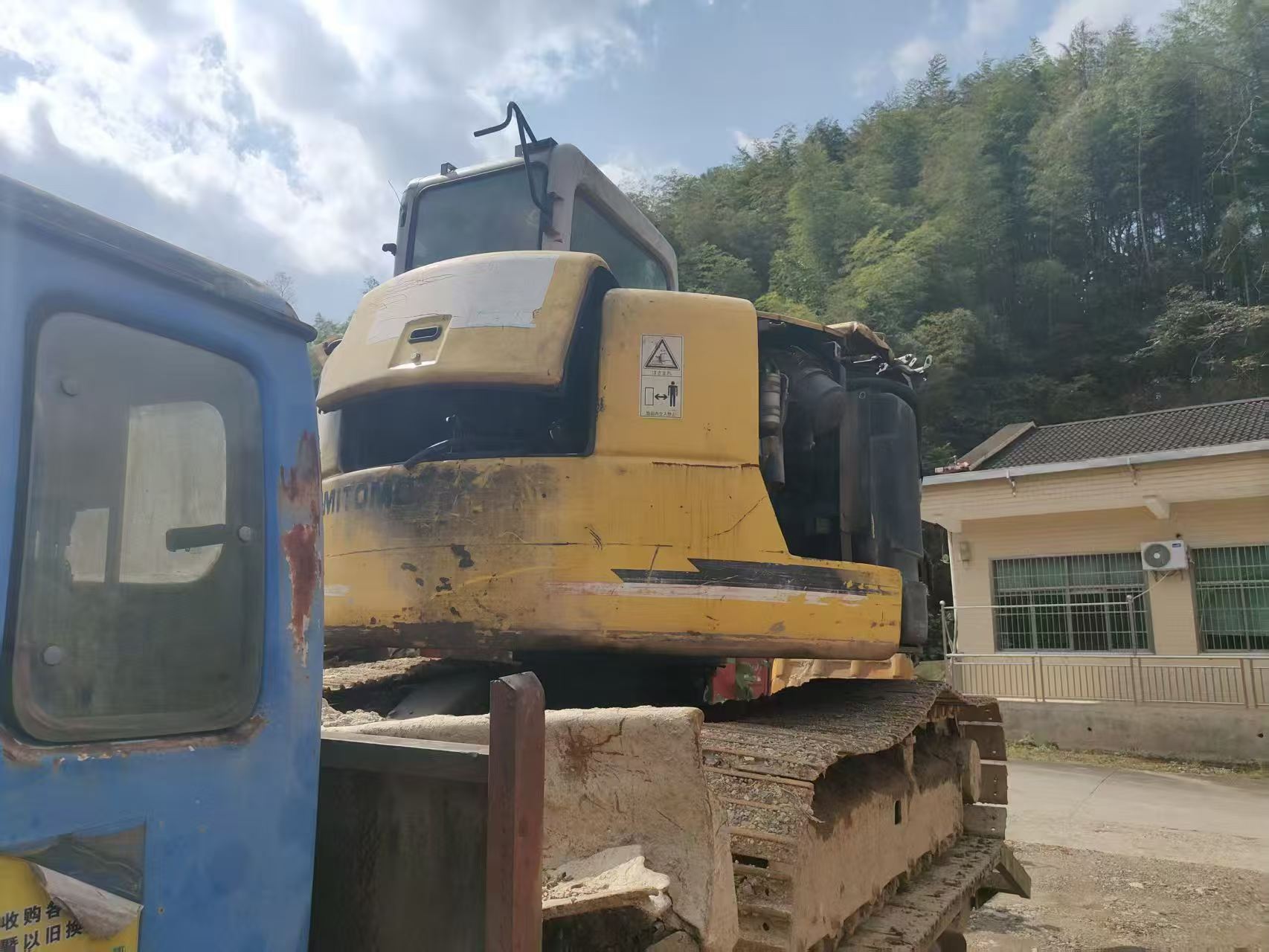 Buy Sumitomo 75X-2 Used Excavator / 4