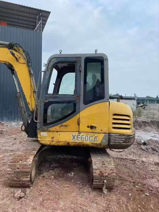 Buy XCMG XE60CA Used Excavator / 1