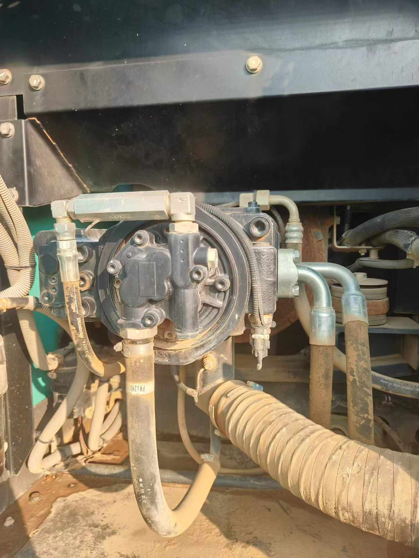 Buy Kobelco SK210 Used Excavator / 4