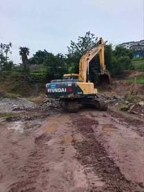 Buy Hyundai R215VS Used Excavator / 3 Buy Hyundai R215VS Used Excavator / 3