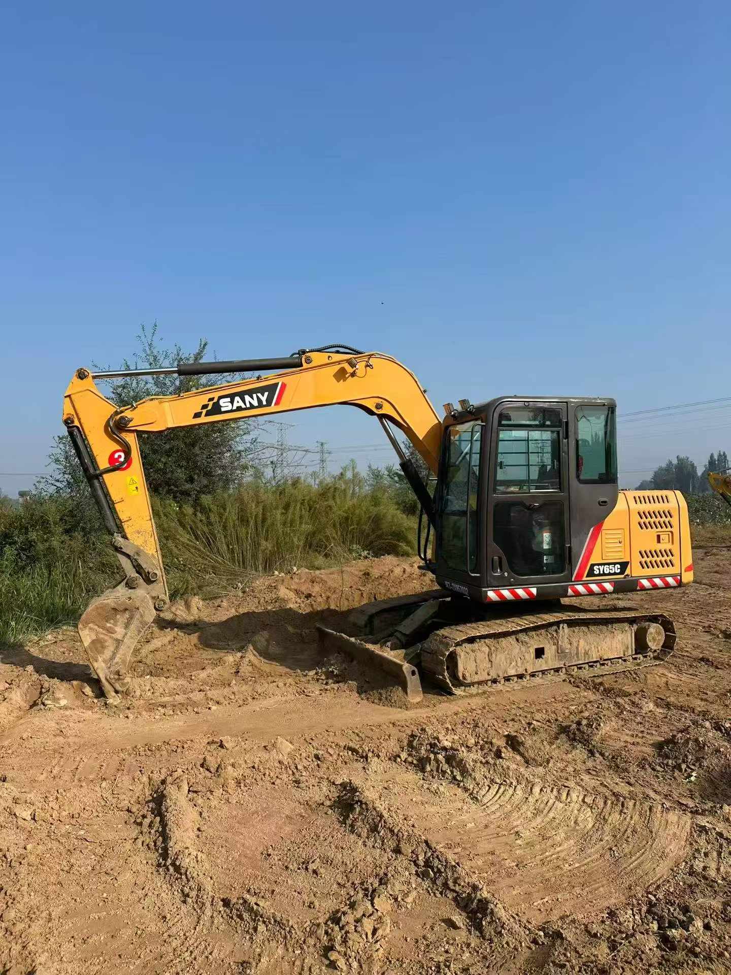 Buy Sany SY65C Used Excavator / 7