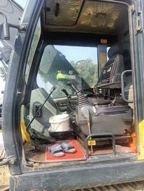 Buy Hyundai R205VS Used Excavator / 6 Buy Hyundai R205VS Used Excavator / 6