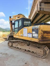 Buy Komatsu PC200-7 Used Excavator / 4 Buy Komatsu PC200-7 Used Excavator / 4