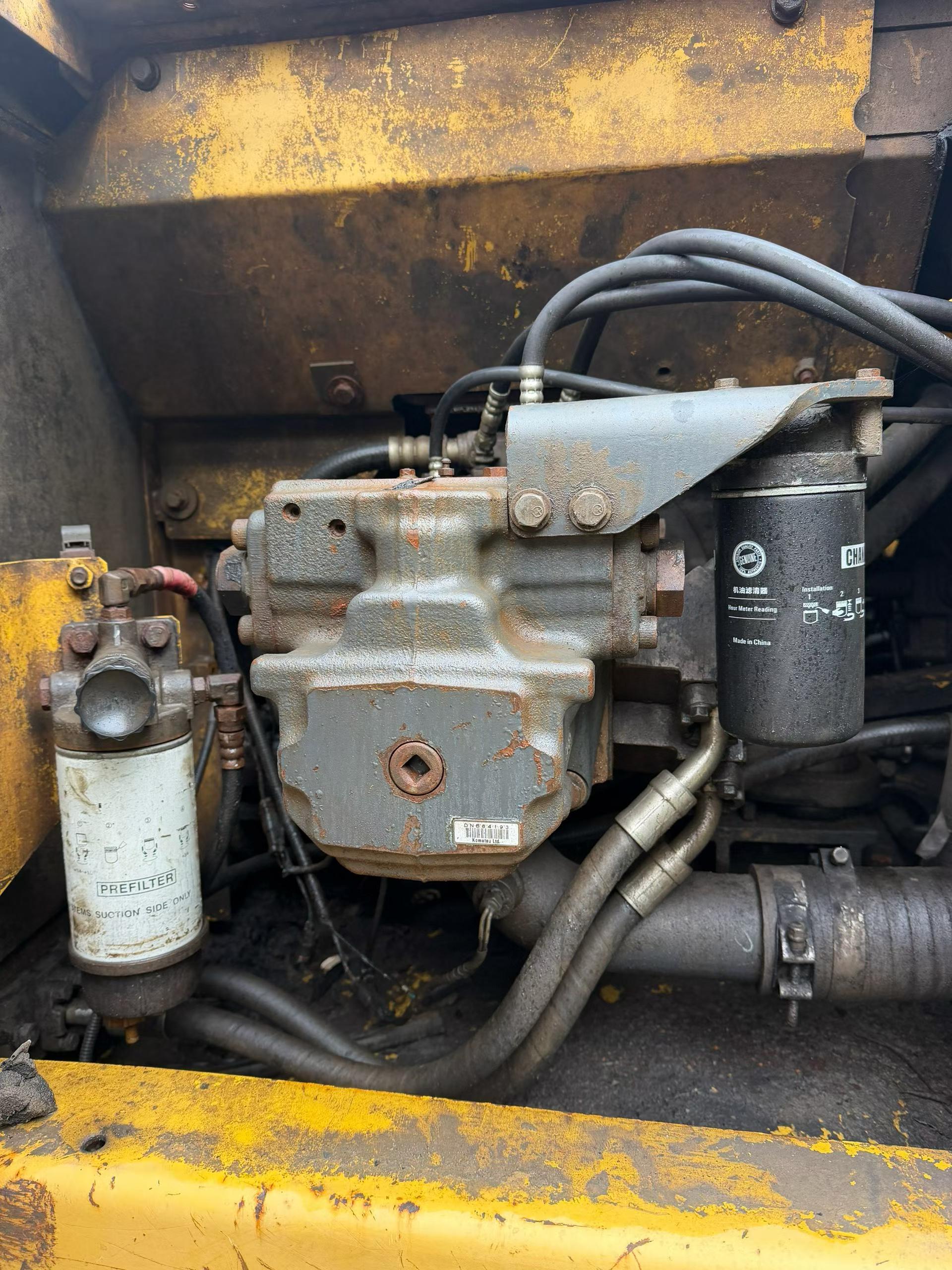 Buy Komatsu PC200 Used Excavator / 5