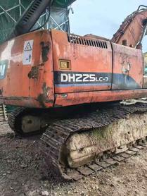 Buy Doosan DH225-7 Used Excavator / 4 Buy Doosan DH225-7 Used Excavator / 4