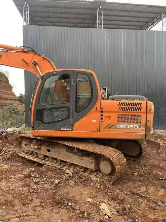 Buy Doosan DH150 Used Excavator / 1