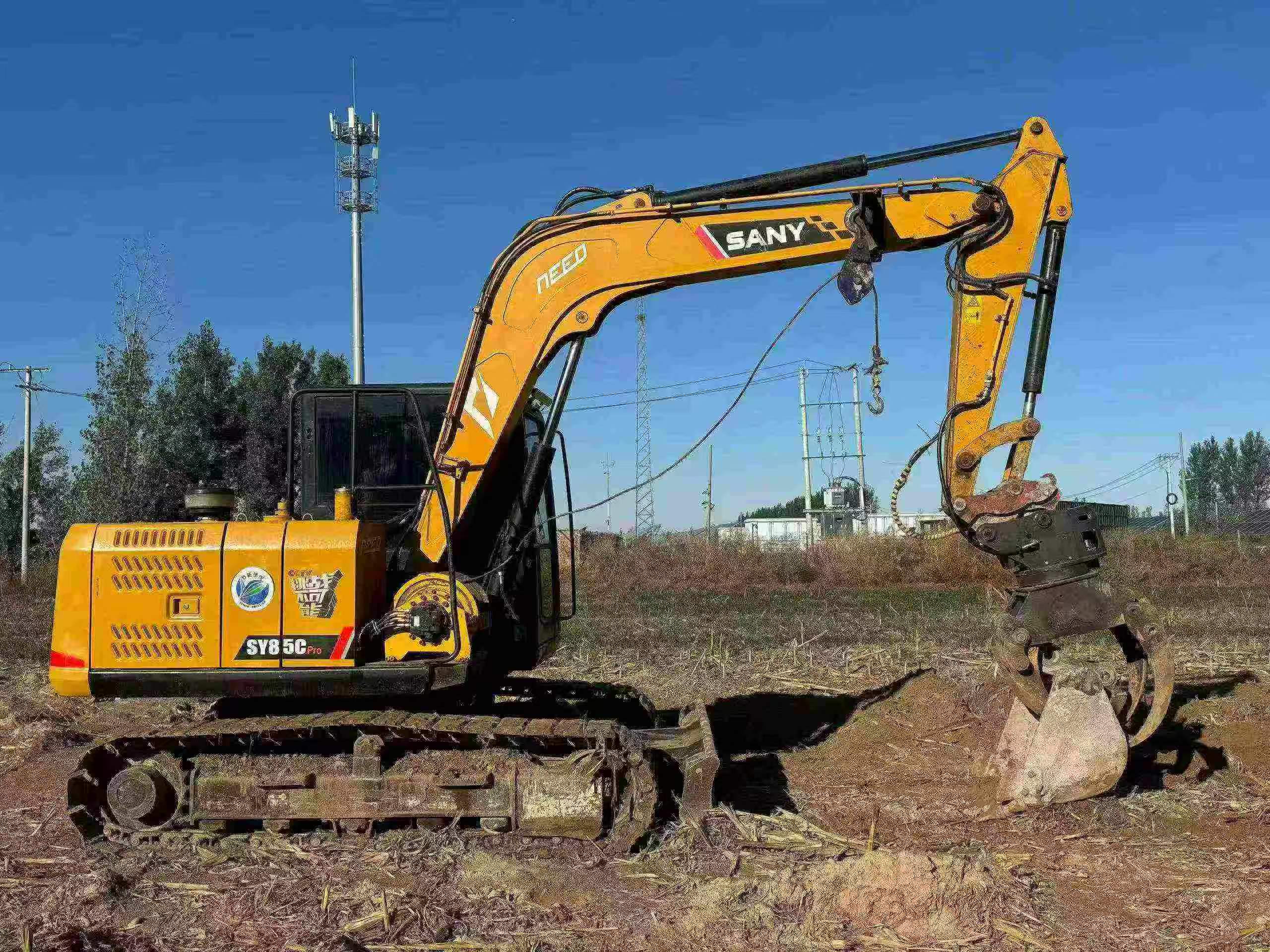 Buy Sany SY85 Used Excavator / 2