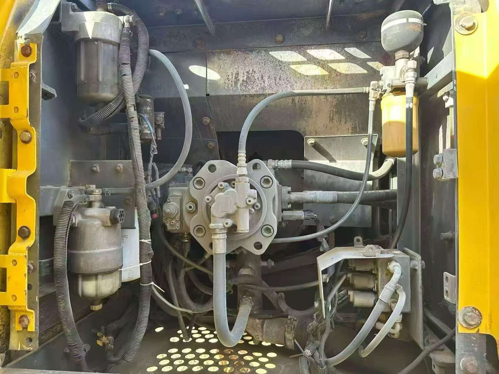 Buy Sumitomo SH210-5 Used Excavator / 9