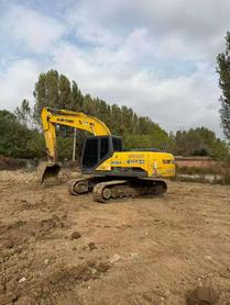 Buy Sumitomo SH210-5 Used Excavator / 3 Buy Sumitomo SH210-5 Used Excavator / 3