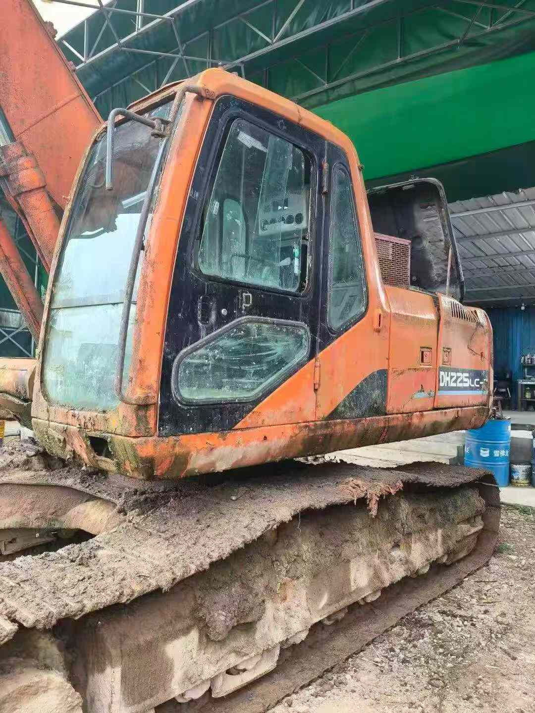 Buy Doosan DH225-7 Used Excavator / 1