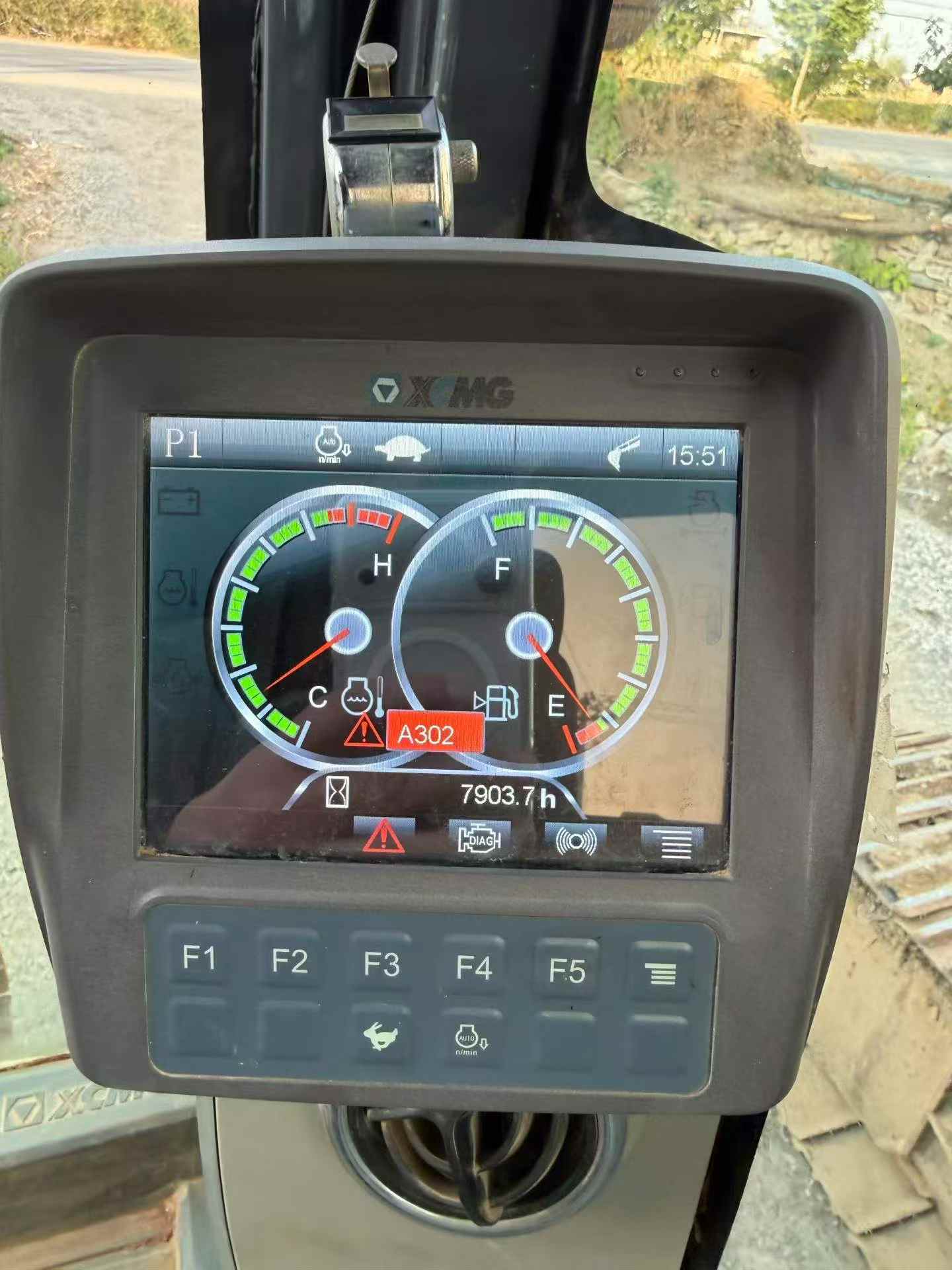 Buy XCMG XE135B Used Excavator / 8