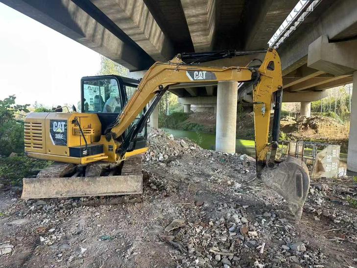 Buy Caterpillar 306D Used Excavator / 1
