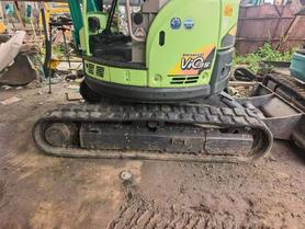 Buy Yanmar Vio35-5B Used Excavator / 3 Buy Yanmar Vio35-5B Used Excavator / 3