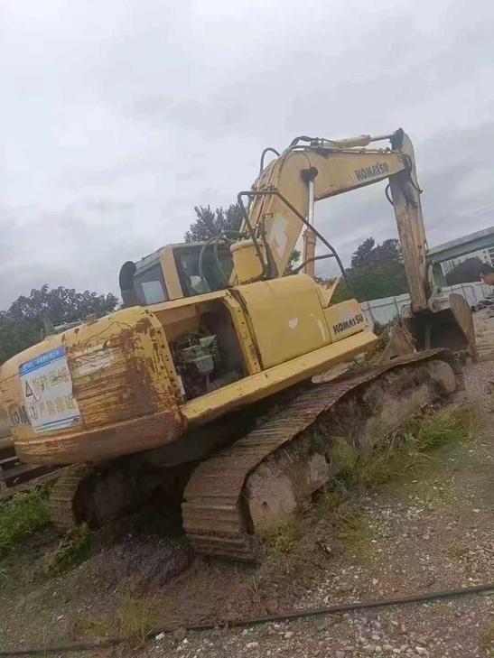 Buy Komatsu PC210-8 Used Excavator / 1